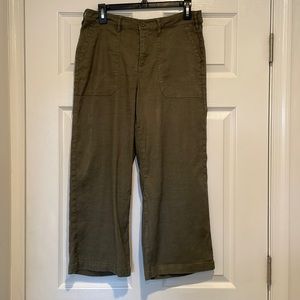 NYDG olive green cropped linen pant